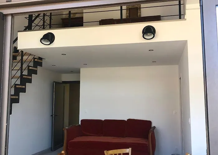 Charming Loft In Cozzano公寓照片